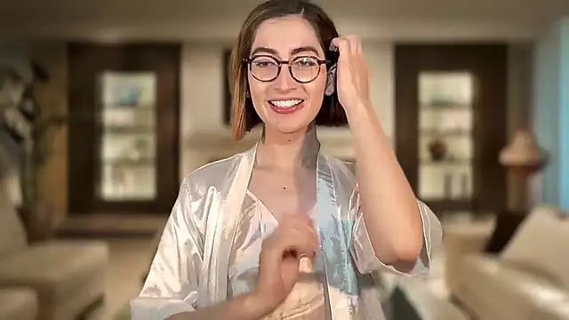 Snapshot of rousseblossom chatting on October 2025 12:33:02 AM rousseblossom online show from October 2025 12:33:02 AM