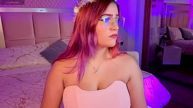 AlanaOdison online show from December 2025 08:59:01 PM