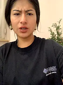 Snapshot of mrskarmaa chatting on September 2025 03:28:01 AM mrskarmaa online show from September 2025 03:28:01 AM