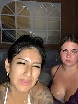 Snapshot of mrskarmaa chatting on October 2025 08:09:02 PM mrskarmaa online show from October 2025 08:09:02 PM