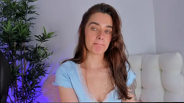 Snapshot of MissLana77 chatting on September 2025 01:10:01 AM MissLana77 online show from September 2025 01:10:01 AM