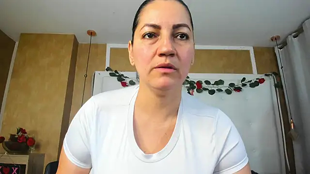 Heidy milf online show from May 2026 08:15:01 PM