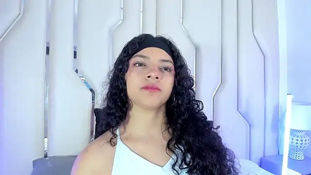 Snapshot of Angellit_Afrodita_ chatting on May 2026 10:34:01 AM Angellit Afrodita online show from May 2026 10:34:01 AM