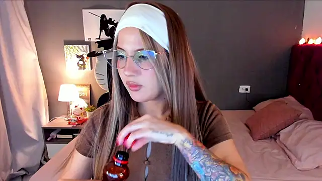 Snapshot of iambrave chatting on February 2026 01:28:01 PM iambrave online show from February 2026 01:28:01 PM