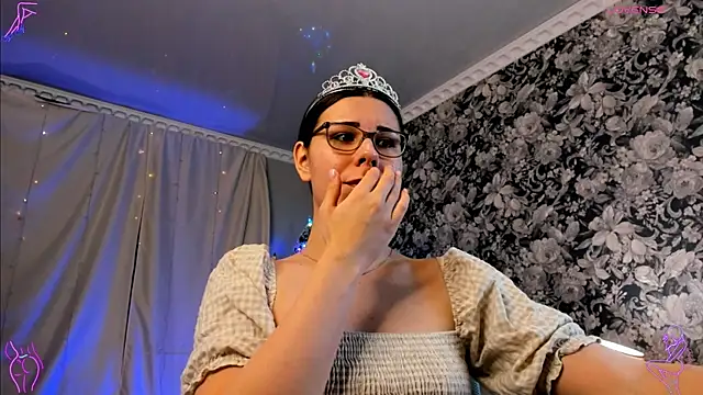 Snapshot of Laila_Blarr chatting on February 2026 05:01:01 AM Laila Blarr online show from February 2026 05:01:01 AM