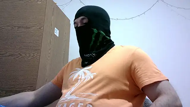 Snapshot of Black_Scorpion91 chatting on November 2025 06:28:01 PM Black Scorpion91 online show from November 2025 06:28:01 PM