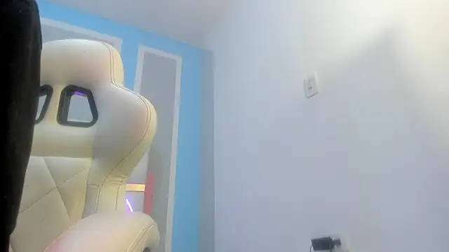 MilkWhore1 online show from February 2026 07:30:02 PM