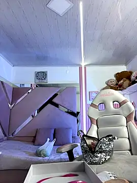 Mia garcia28 online show from September 2025 07:25:01 PM