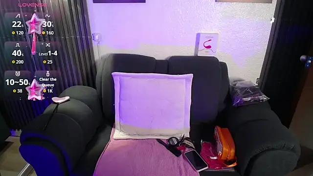 Mia garcia28 online show from September 2025 07:47:02 PM