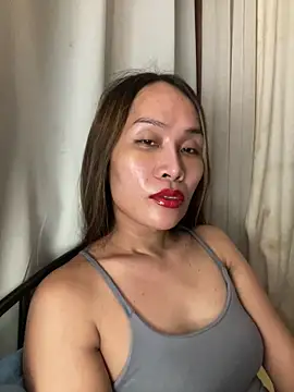 RomanticPearlTS online show from May 2026 01:27:01 PM
