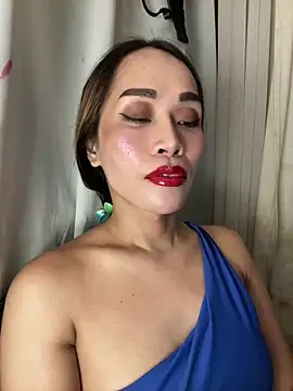 RomanticPearlTS online show from May 2026 12:22:02 PM