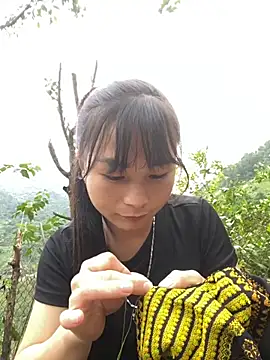 Sunyinn online show from October 2025 09:48:02 AM