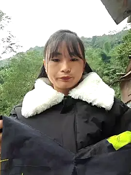 Snapshot of Sunyinn chatting on November 2025 01:26:01 AM Sunyinn online show from November 2025 01:26:01 AM