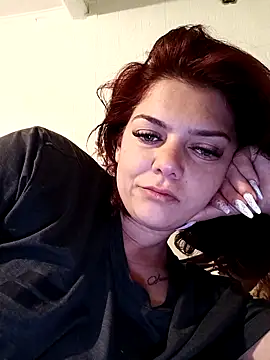 Snapshot of LadyNora chatting on October 2025 06:24:02 AM LadyNora online show from October 2025 06:24:02 AM