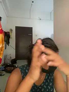 Snapshot of dreamcouple24 chatting on November 2025 07:43:02 AM dreamcouple24 online show from November 2025 07:43:02 AM