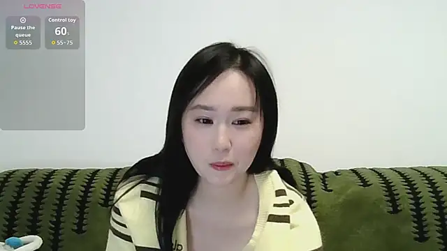 Snapshot of Belinda66 chatting on October 2025 02:09:01 PM Belinda66 online show from October 2025 02:09:01 PM