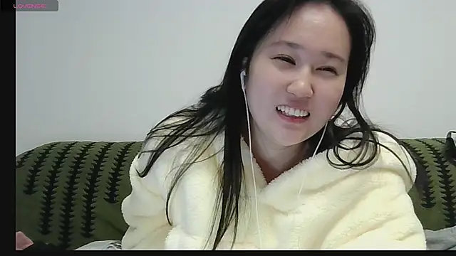 Snapshot of Belinda66 chatting on December 2025 07:53:02 PM Belinda66 online show from December 2025 07:53:02 PM