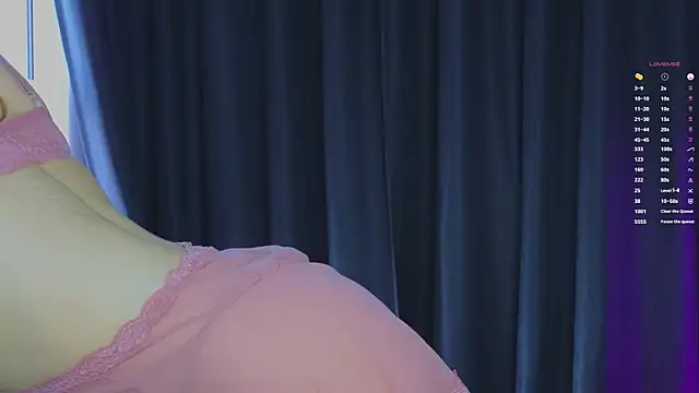 Snapshot of VirginiaHouston chatting on September 2025 06:37:01 AM VirginiaHouston online show from September 2025 06:37:01 AM