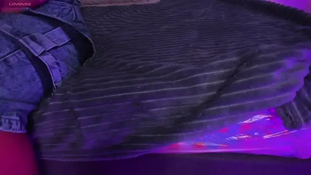 Snapshot of yasmin_rahal chatting on January 2026 07:28:02 PM yasmin rahal online show from January 2026 07:28:02 PM