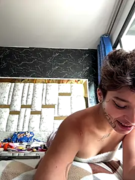 DayanaDG online show from December 2025 05:18:02 PM