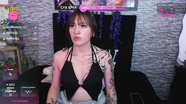 nicollegp online show from May 2026 08:17:01 PM