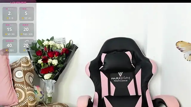 mari-ross online show from September 2025 02:13:01 AM