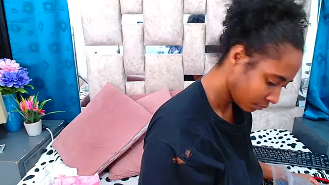 AmbarSmit online show from September 2025 09:36:01 PM