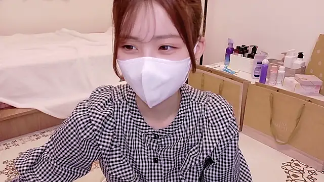 Ema o0 chan online show from September 2025 11:42:01 AM