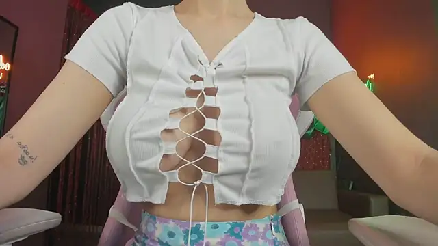 Alice dusk  online show from December 2025 12:10:01 PM