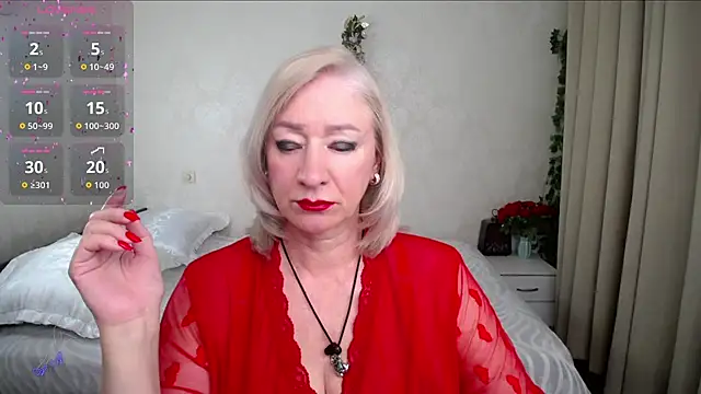 hunters woman online show from May 2026 07:21:01 PM