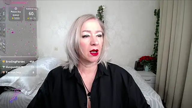 hunters woman online show from May 2026 07:06:01 AM