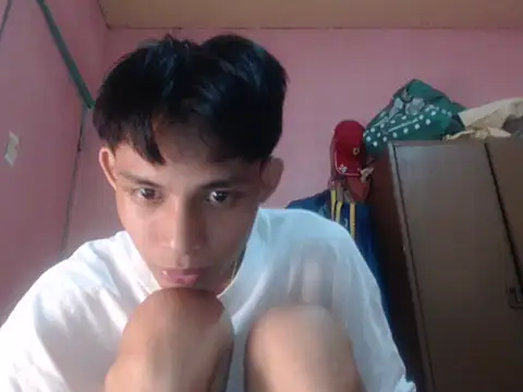Snapshot of Kyoshi_19 chatting on June 2026 12:44:01 PM Kyoshi 19 online show from June 2026 12:44:01 PM