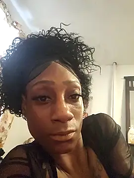 Snapshot of DontWonder23_ chatting on December 2025 01:06:01 PM DontWonder23 online show from December 2025 01:06:01 PM