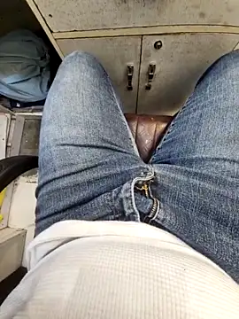 Snapshot of _Danny__ chatting on October 2025 12:15:01 PM Danny online show from October 2025 12:15:01 PM