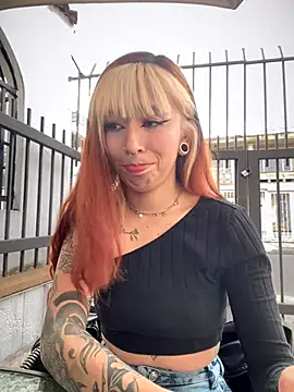 Snapshot of Sallem_Pink chatting on September 2025 10:32:02 PM Sallem Pink online show from September 2025 10:32:02 PM