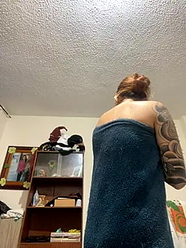 Snapshot of Sallem_Pink chatting on October 2025 12:16:02 PM Sallem Pink online show from October 2025 12:16:02 PM