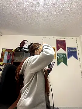 Snapshot of Sallem_Pink chatting on October 2025 05:04:02 PM Sallem Pink online show from October 2025 05:04:02 PM