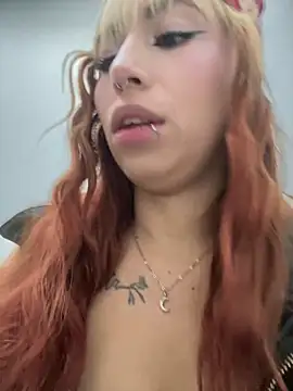 Snapshot of Sallem_Pink chatting on January 2026 11:25:01 AM Sallem Pink online show from January 2026 11:25:01 AM