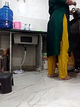 Snapshot of kajal_01raj chatting on November 2025 05:07:01 AM kajal 01raj online show from November 2025 05:07:01 AM