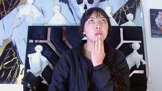 malejahotcs01 online show from October 2025 12:06:01 PM