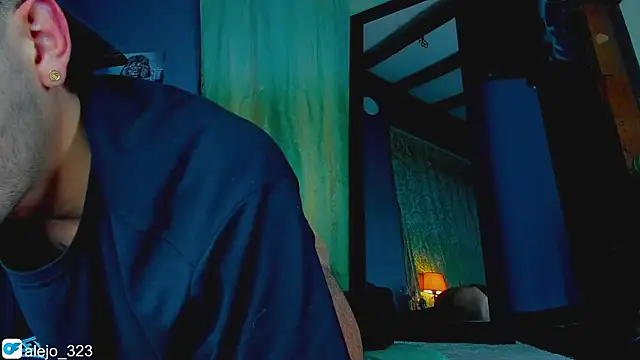 Snapshot of alejo__323__ chatting on October 2025 01:42:02 AM alejo 323 online show from October 2025 01:42:02 AM