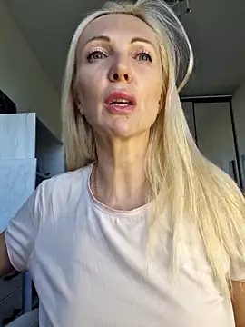 Monna online show from October 2025 11:08:02 AM