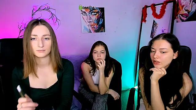 Snapshot of eva_smiith_ chatting on December 2025 06:44:02 AM eva smiith online show from December 2025 06:44:02 AM