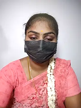 Snapshot of Tamil_Princess12 chatting on April 2026 05:41:02 PM Tamil Princess12 online show from April 2026 05:41:02 PM