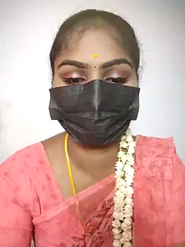 Snapshot of Tamil_Princess12 chatting on April 2026 05:28:01 PM Tamil Princess12 online show from April 2026 05:28:01 PM