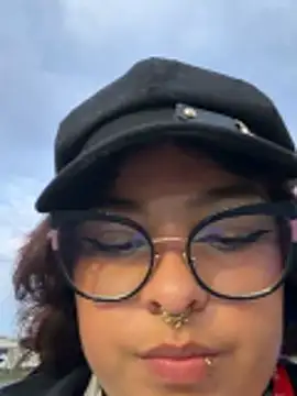 lulukawai16 online show from April 2026 11:21:01 PM