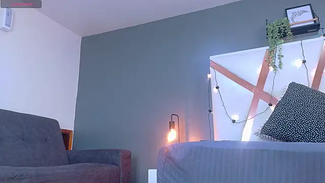 RiriiBrunette   online show from February 2026 07:43:02 PM