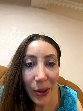 HellaryTourent online show from September 2025 04:29:02 PM