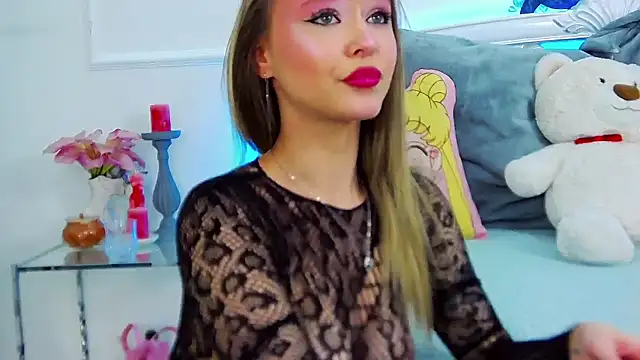 Snapshot of EvaMenders chatting on March 2026 03:49:01 PM EvaMenders online show from March 2026 03:49:01 PM