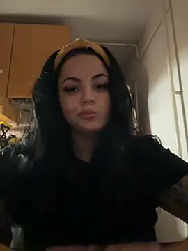 Snapshot of sexybunny18255 chatting on September 2025 07:30:01 PM sexybunny18255 online show from September 2025 07:30:01 PM